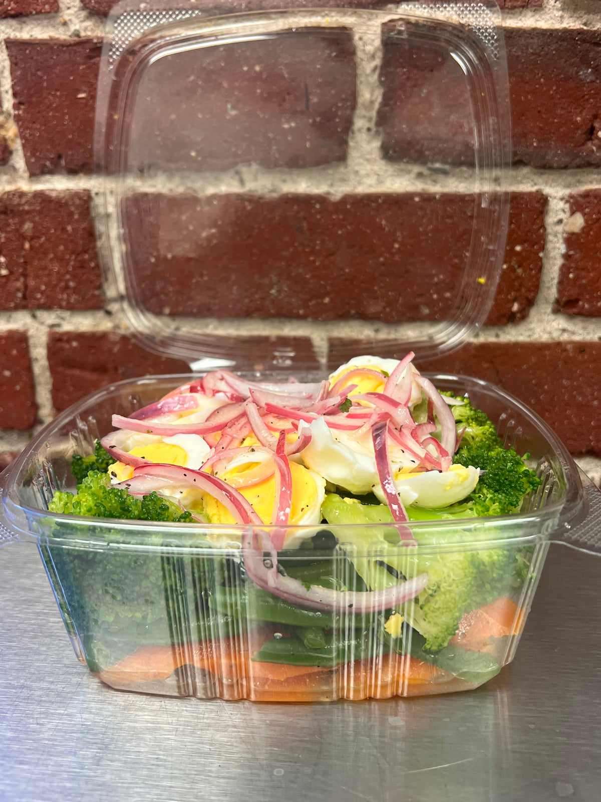 GF-Chicken and pickled veggie salad
